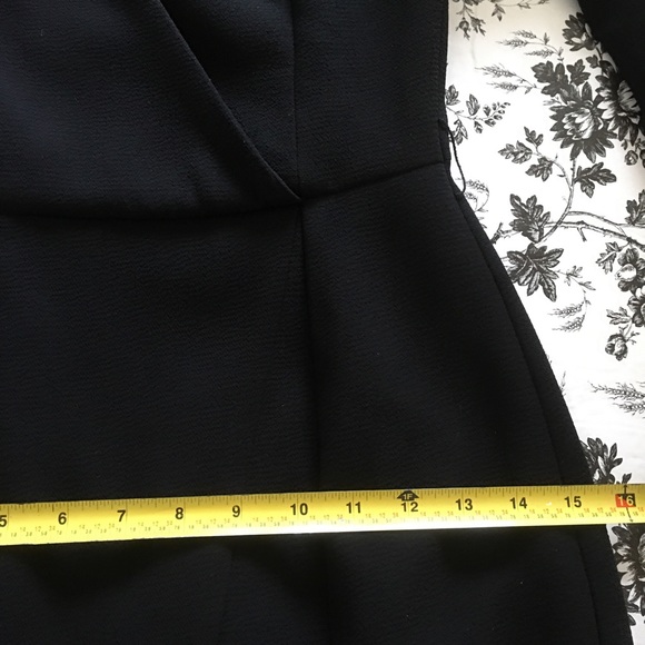 NICHOLAS Black Textured Crepe Blazer Dress - Picture 6 of 13